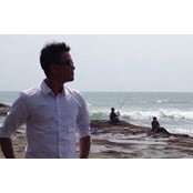 Ken Ji's photo