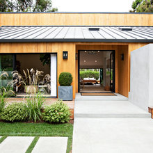 Clean Light Bungalow
