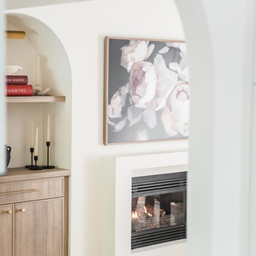 Organic Texture, Sophisticated Form: Story of a Transitional Kitchen
