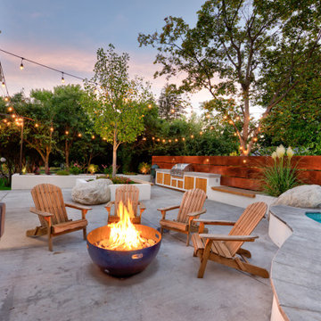 The Party Patio: Outdoor Hospitality in the Northwest