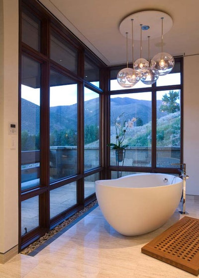 Современный Ванная комната by jamesthomas Interiors