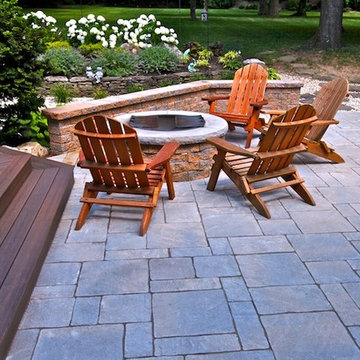 Firepits & Fireplaces