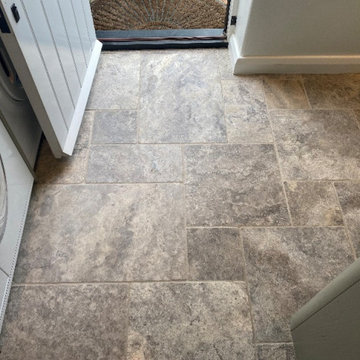 Dirty Silver Travertine Kitchen floor in Spencer’s Wood, Reading