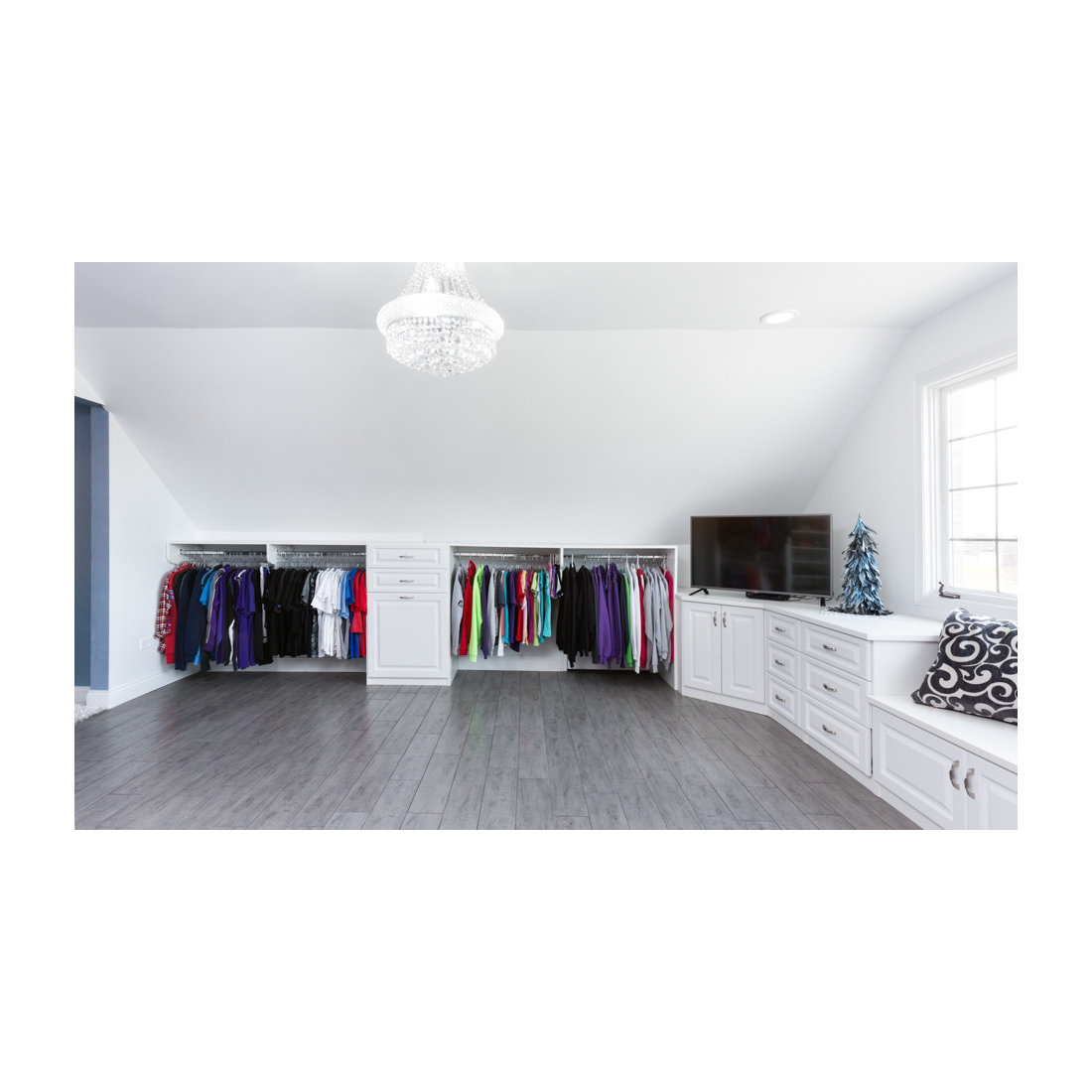 Vaulted Ceiling Closets