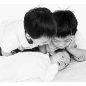Sharon Lee's photo