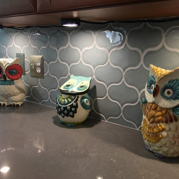 Modern Backsplash With Unique Pattern Designs GIve A Cozy Feel