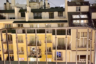 パリにあるコンテンポラリースタイルのおしゃれな住まいの写真