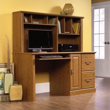 Scranton & Co Traditional Wood Computer Desk with Hutch in Carolina Oak
