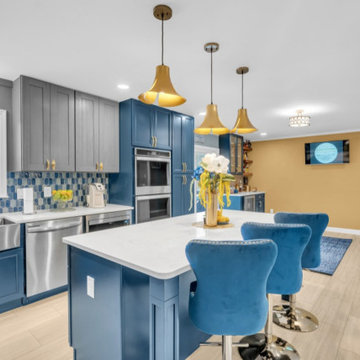 Blue & Gold Kitchen