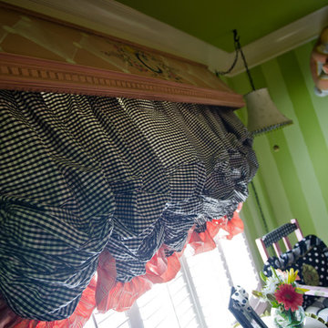 Tween Room - Pink, Black & White