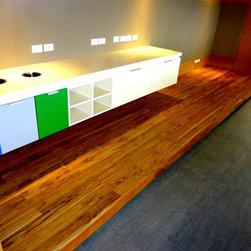 Caracol TV - Hardwood Flooring