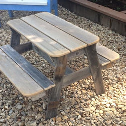 Children&rsquo;s picnic table - Outdoor Dining Furniture