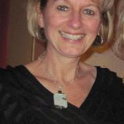 Leslie MacMillan's photo