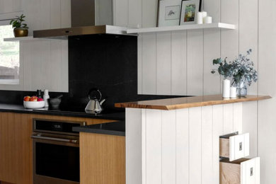 Example of a kitchen design in Vancouver