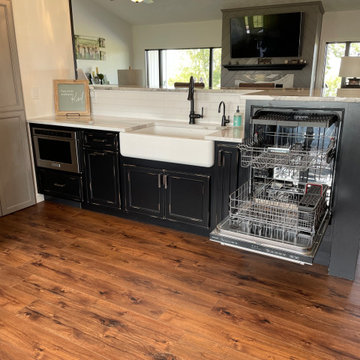 New Home Farmhouse Kitchen in Rural Illinois