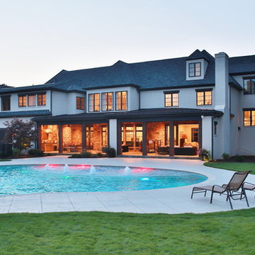 Pro Golfer's Family Paradise