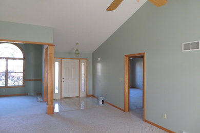 Minimalist home design photo in Other