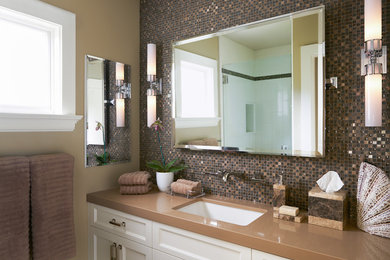 Bathroom - contemporary bathroom idea in San Francisco