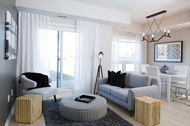 Inspiration for a living room remodel in Ottawa