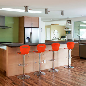 Beech Cabinets and Stainless Appliances - AFTER