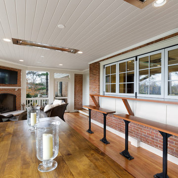 Parkridge Reno: Kitchen, Bar, Screened Porch