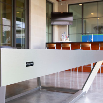 Indoor/Outdoor Vitro Billiards Table