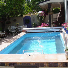 ENDLESS POOLS