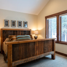 Laurel Room
