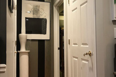 Example of a minimalist hallway design in Atlanta