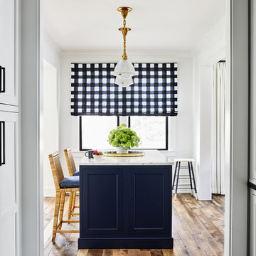 Urban Lake Bungalow in the Heart of Rosemont