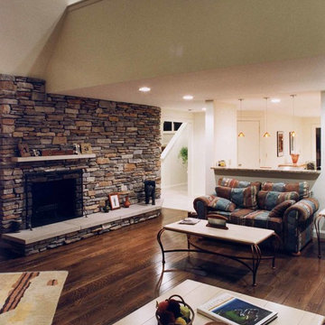 Fry Contracting - Family Room