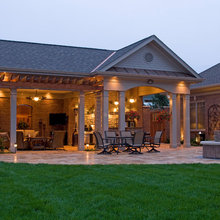 Pool/Backyard