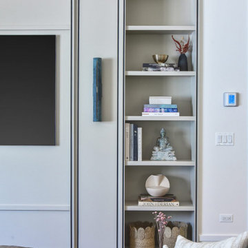 Custom Built-In Living Room Bookshelf
