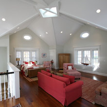 Eizadi attic