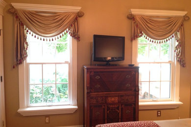 Example of a classic home design design in Richmond
