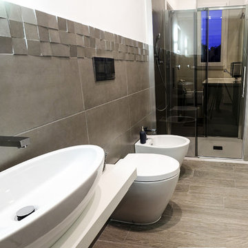 casa A&L bagno degli ospiti con doccia passante