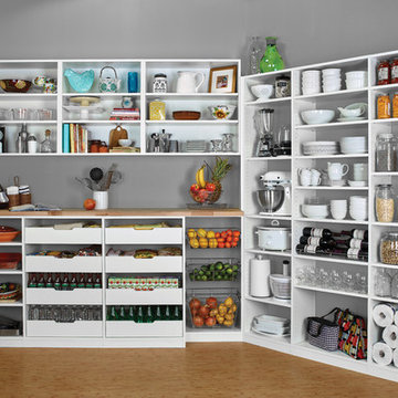 Large Walk in Pantry