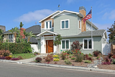 Inspiration for a cottage home design remodel in Orange County