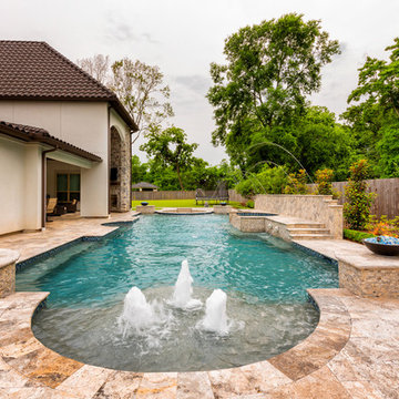 Swimming Pools in Houston (Missouri City)