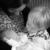 Cally Tonkin's photo