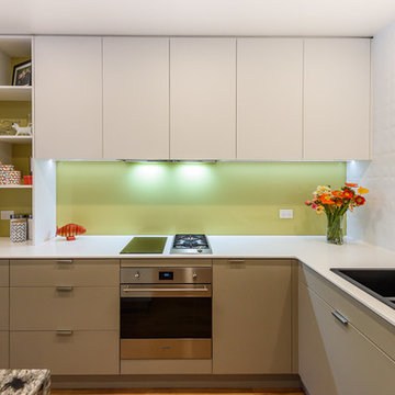 Collingwood Kitchen & Powder Room