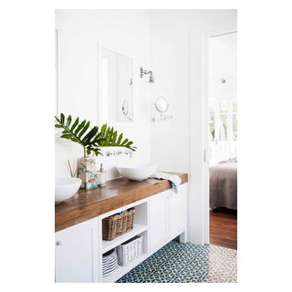 Avalon Village Residence - Beach Style - Bathroom - Sydney - by Stritt ...