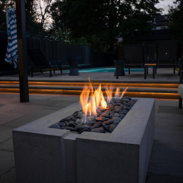 Modern Pool, Privacy Fence & Outdoor Living Retreat