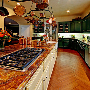 TOLUCA ESTATES