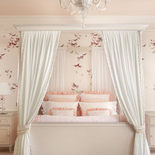 Vanessa bedroom