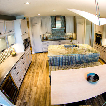Cambria Devon and Abstrato Granite