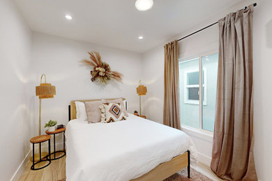 Example of a bedroom design in Los Angeles