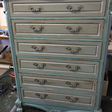 Shabby Restore finished chest.