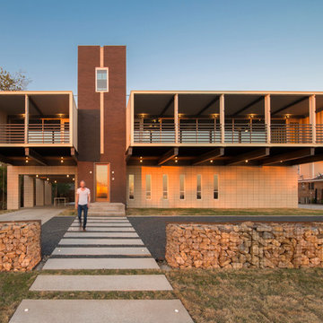 PV14 House