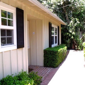 Beverly Hills - Benedict Canyon Cottage - mid century staging, holiday g